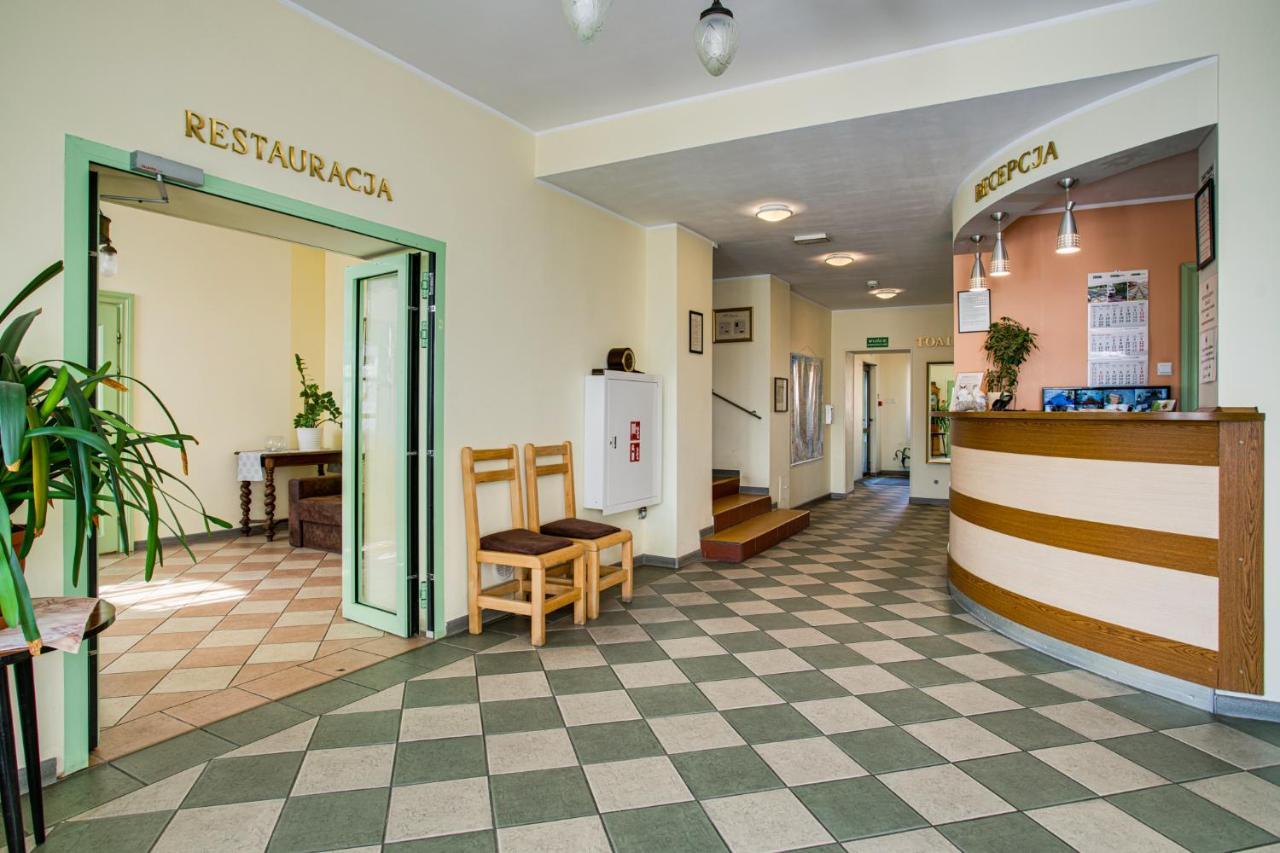 Hotel Sowa Έλμπλαγκ Εξωτερικό φωτογραφία